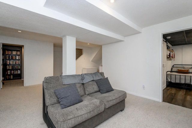 3800 Rivers Crossing DRIVE, Waukesha, WI 53189