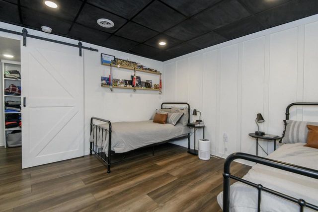 3800 Rivers Crossing DRIVE, Waukesha, WI 53189