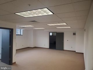 909 GREEN STREET, Harrisburg, PA 17102
