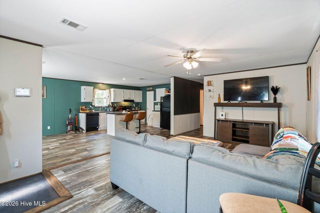 1060 Poplar Road, Southport, NC 28461
