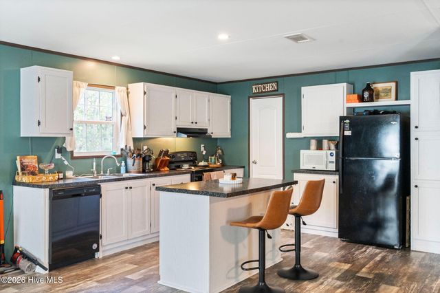 1060 Poplar Road, Southport, NC 28461