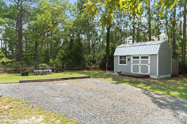 1060 Poplar Road, Southport, NC 28461