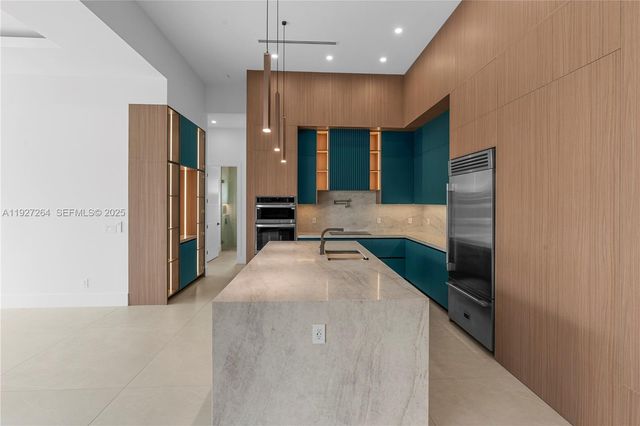 105 sw 33rd PL, Cape Coral, FL 33991