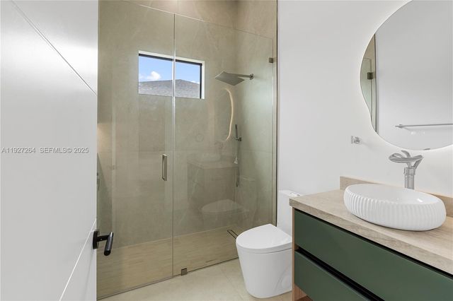 105 sw 33rd PL, Cape Coral, FL 33991