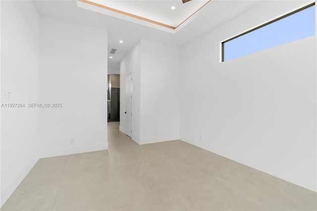 105 sw 33rd PL, Cape Coral, FL 33991