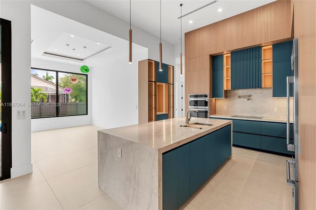 105 sw 33rd PL, Cape Coral, FL 33991