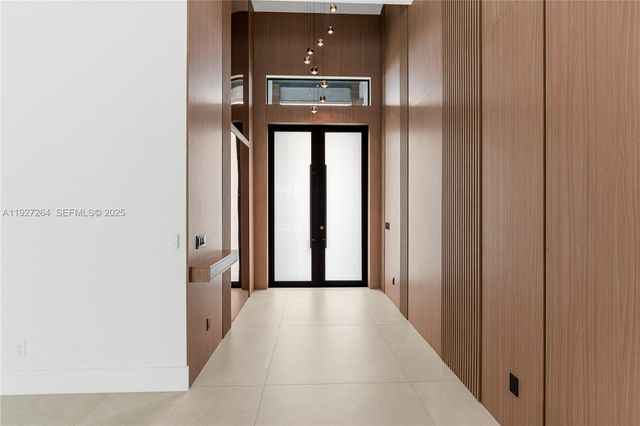 105 sw 33rd PL, Cape Coral, FL 33991