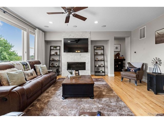 15924 E 117th Ave, Commerce City, CO 80022