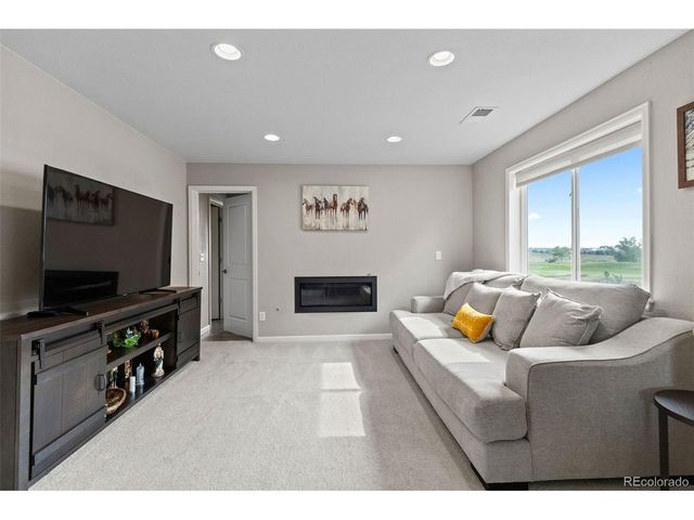 15924 E 117th Ave, Commerce City, CO 80022