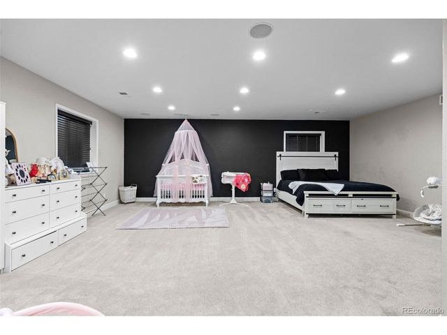 15924 E 117th Ave, Commerce City, CO 80022