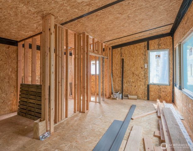 9263 NE Spruce Avenue, Indianola, WA 98342