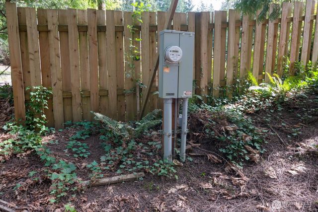 9263 NE Spruce Avenue, Indianola, WA 98342