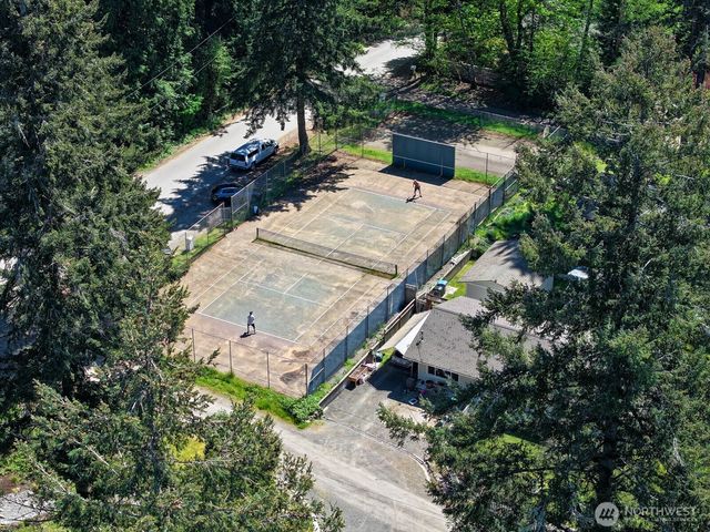 9263 NE Spruce Avenue, Indianola, WA 98342