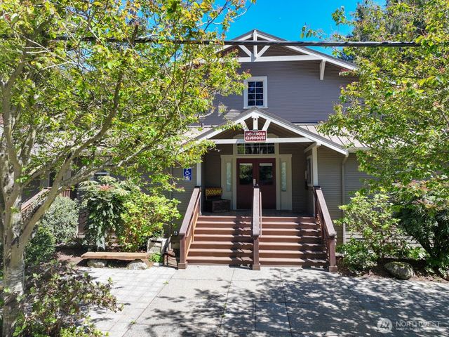 9263 NE Spruce Avenue, Indianola, WA 98342