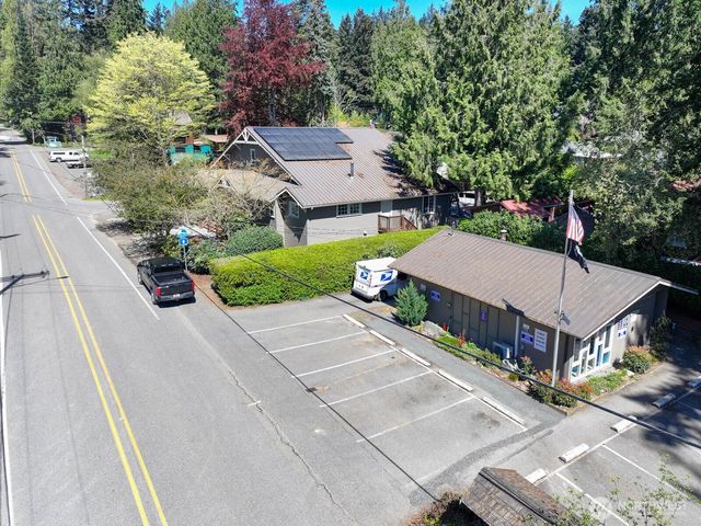 9263 NE Spruce Avenue, Indianola, WA 98342