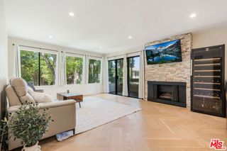 950 N Kings Road 216, West Hollywood, CA 90069