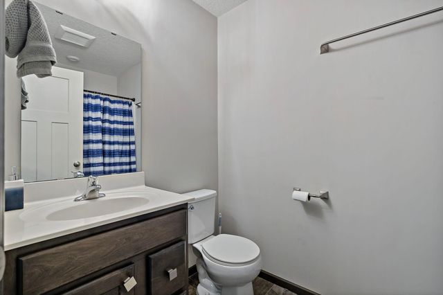 7106 Calumet Court, Savage, MN 55378