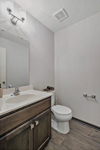 7106 Calumet Court, Savage, MN 55378