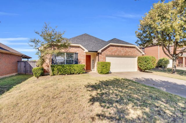 1805 Wood Duck Court, Midlothian, TX 76065