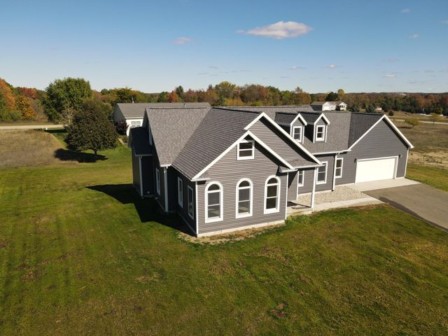 21238 Deans View, Big Rapids, MI 49307