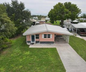 1091 Lemon St, Okeechobee, FL 34974