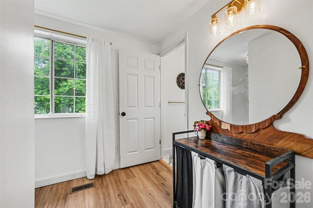 5821 Shadow Creek Road, Charlotte, NC 28226