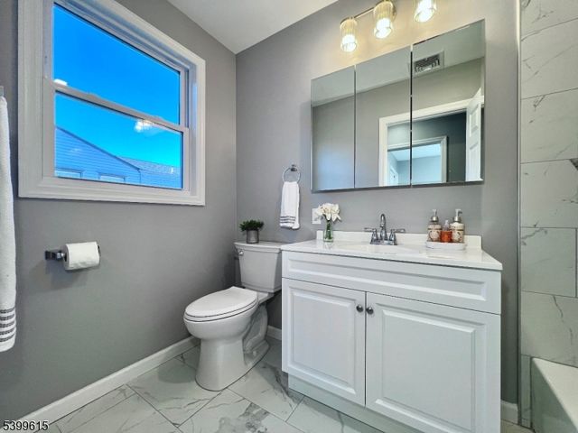 1 Vail Rd, Parsippany-troy Hills Twp., NJ 07034