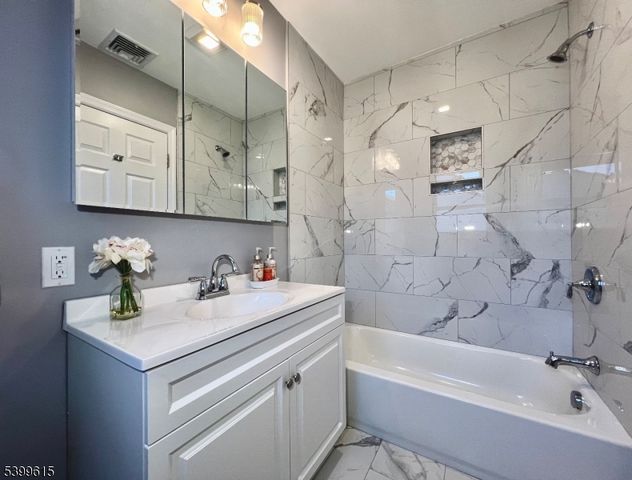 1 Vail Rd, Parsippany-troy Hills Twp., NJ 07034