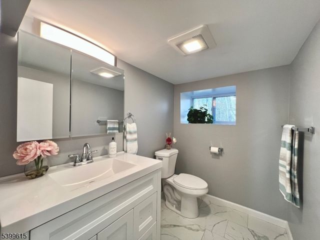 1 Vail Rd, Parsippany-troy Hills Twp., NJ 07034