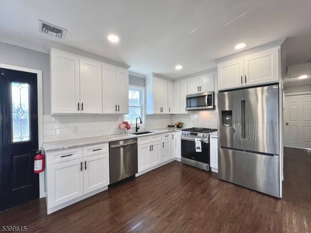 1 Vail Rd, Parsippany-troy Hills Twp., NJ 07034