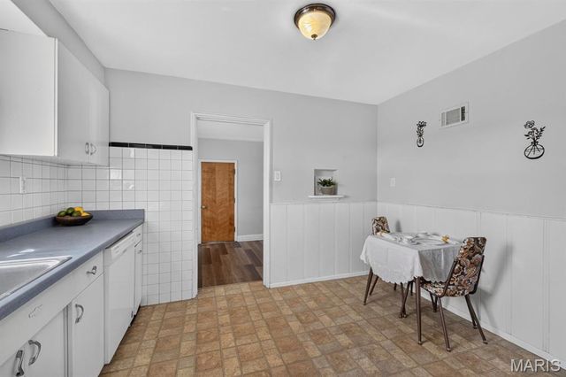 9108 Jonmar Court, Affton, MO 63123