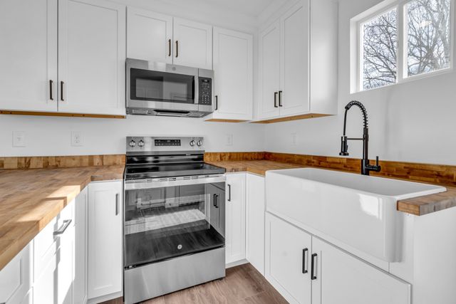 7159 CCC Rd, Fairview, TN 37062