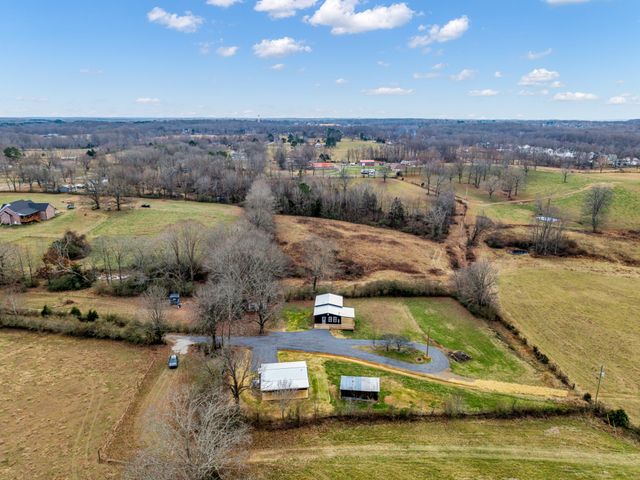 7159 CCC Rd, Fairview, TN 37062