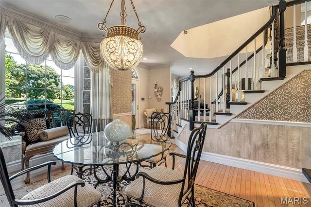 21 Country Club Drive, Edwardsville, IL 62025