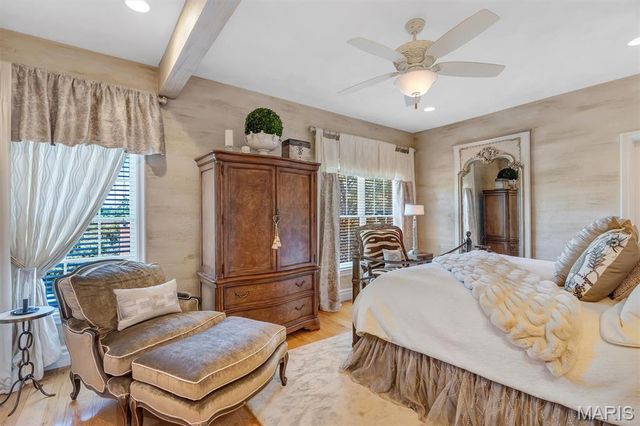 21 Country Club Drive, Edwardsville, IL 62025