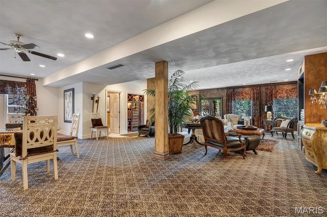 21 Country Club Drive, Edwardsville, IL 62025