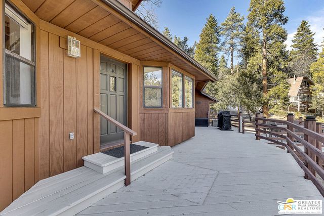 25181 Gail Drive, Idyllwild, CA 92549