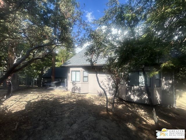 25181 Gail Drive, Idyllwild, CA 92549