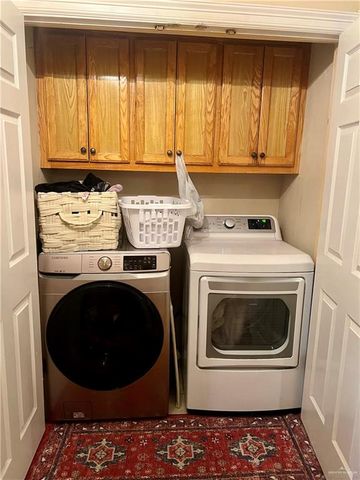 1044 S Florida Street, Mercedes, TX 78570