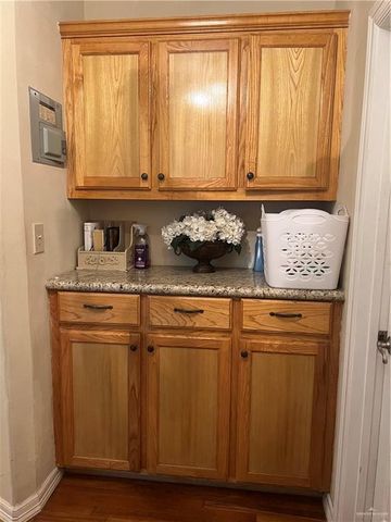 1044 S Florida Street, Mercedes, TX 78570