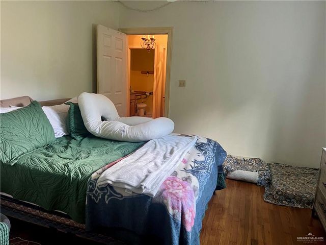 1044 S Florida Street, Mercedes, TX 78570