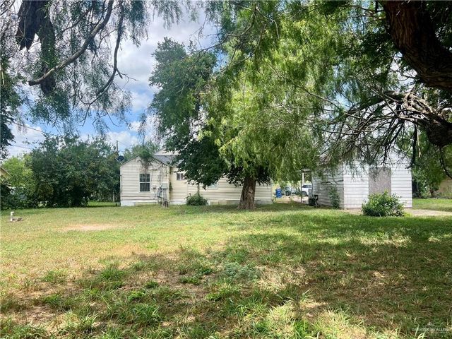 1044 S Florida Street, Mercedes, TX 78570