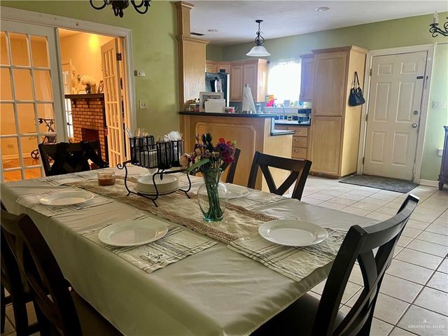 1044 S Florida Street, Mercedes, TX 78570