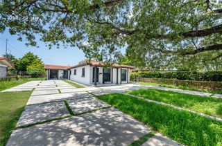 3000 NW 13th Street, Miami, FL 33125