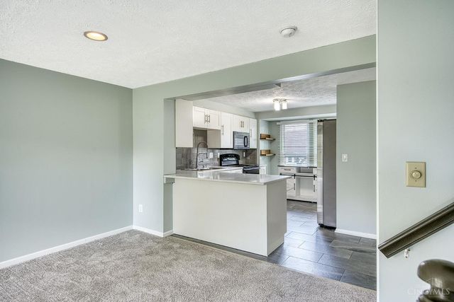 3015 Stratford Court, Loveland, OH 45140