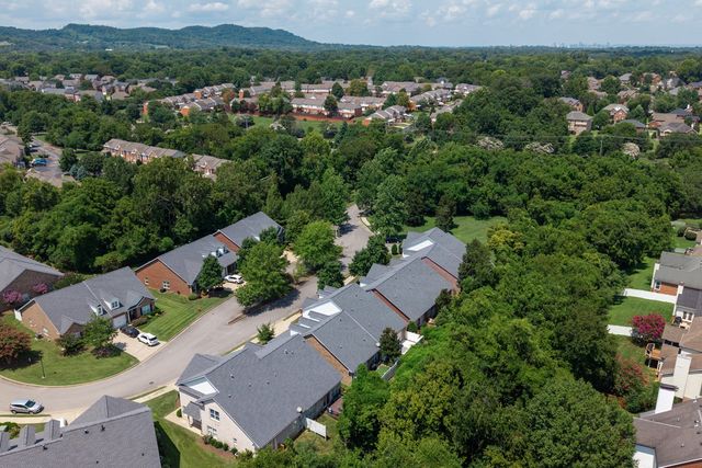 809 Barrington Place Dr, Brentwood, TN 37027