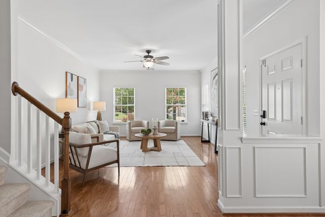 809 Barrington Place Dr, Brentwood, TN 37027
