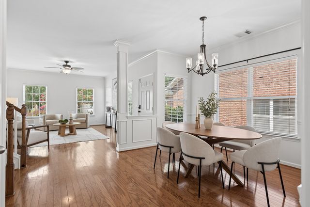 809 Barrington Place Dr, Brentwood, TN 37027