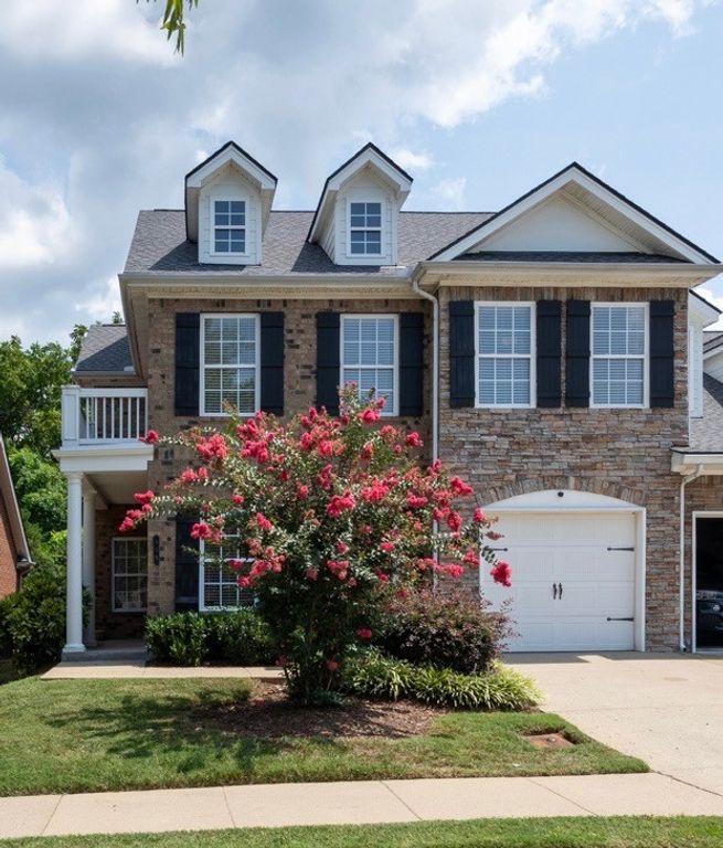 809 Barrington Place Dr, Brentwood, TN 37027