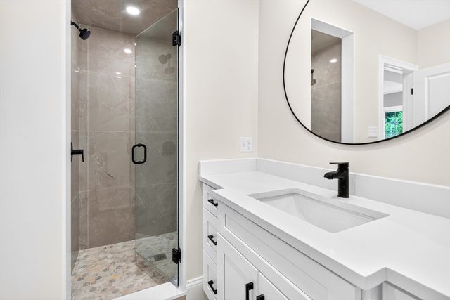15 Milner Street, Waltham, MA 02453